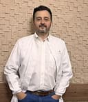 Dr. Roberto Pacheco — Prótese e Clínica Geral na AFO Odontologia Taboão da Serra